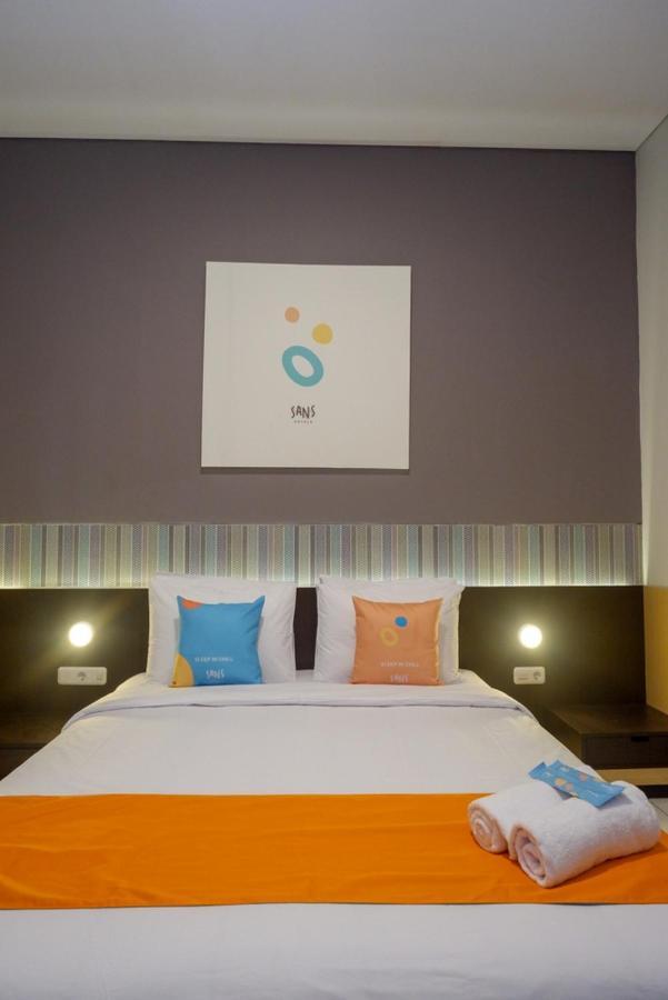 Sans Hotel Good Wish Semarang Jomblang Exterior foto