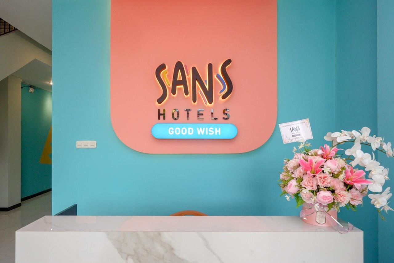Sans Hotel Good Wish Semarang Jomblang Exterior foto