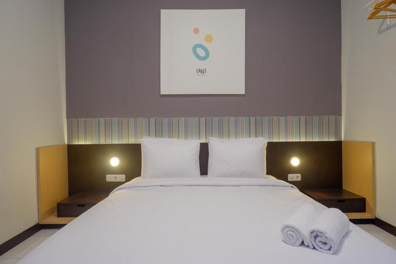Sans Hotel Good Wish Semarang Jomblang Exterior foto