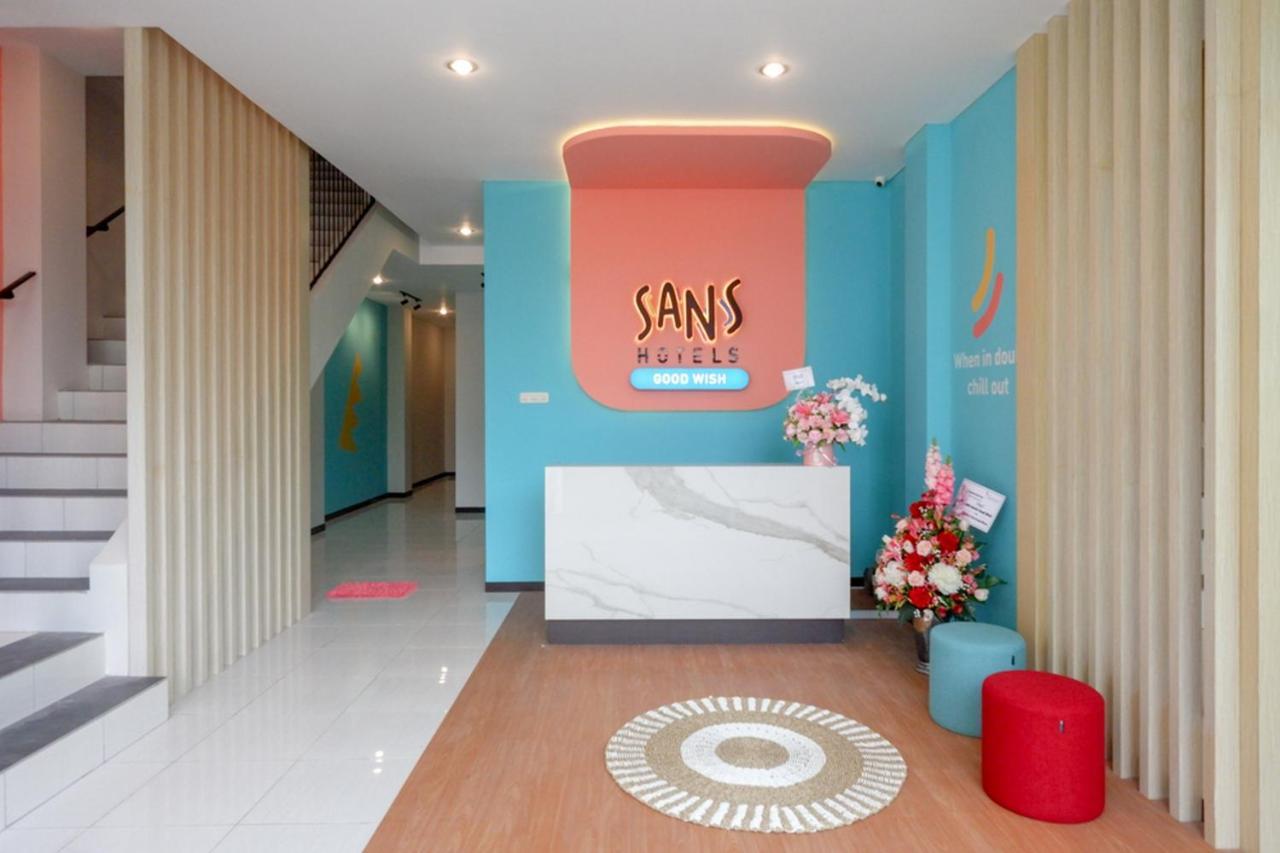 Sans Hotel Good Wish Semarang Jomblang Exterior foto